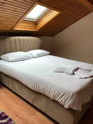 Apartment, 1 Schlafzimmer, Nichtraucher | 1 Schlafzimmer, kostenlose Babybetten, kostenloses WLAN, Bettwäsche