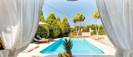 Sun deck