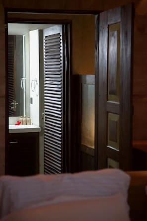 Cottage, 1 Double Bed, Non Smoking | View from room