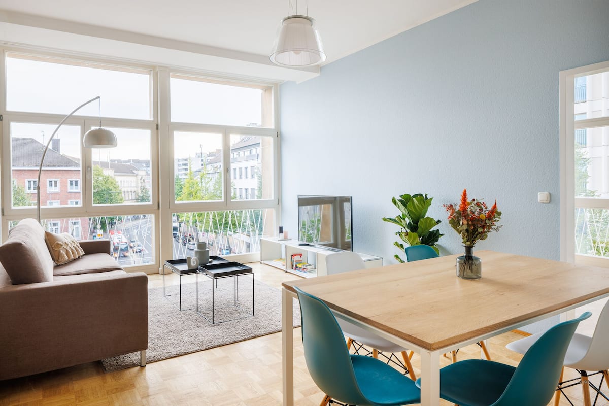 Apartment, 2 Bedrooms | Living area | 40-inch flat-screen TV with cable channels, TV