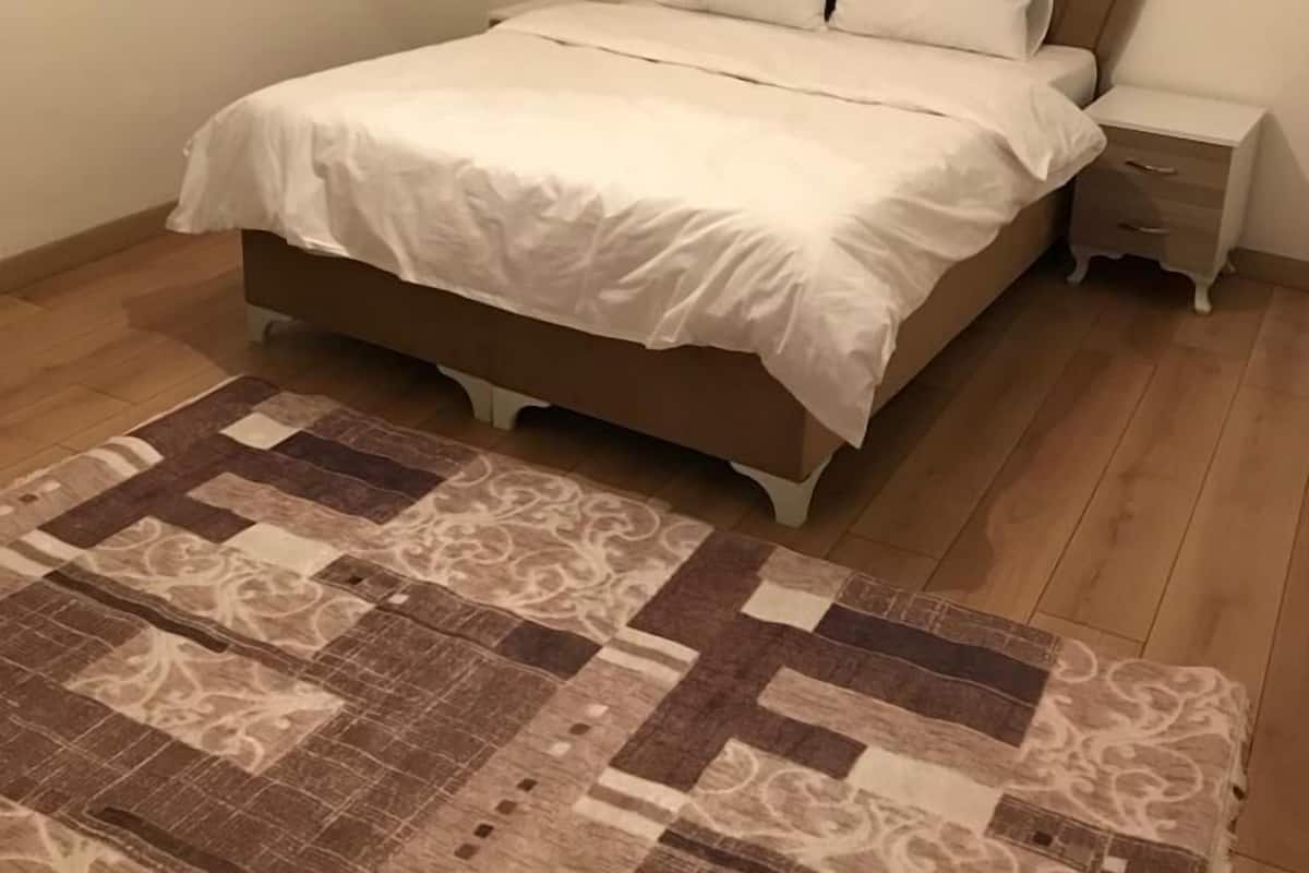 Free cots/infant beds, free WiFi, bed sheets