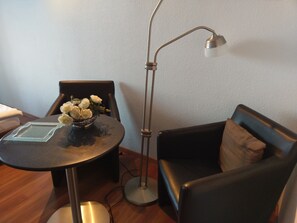 Flat-screen TV - Ferienwohnung Resit 3 (Wunstorf)