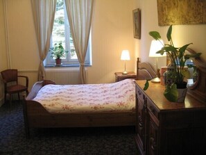 Comfort Double Room, 1 Queen Bed, Non Smoking, Garden View