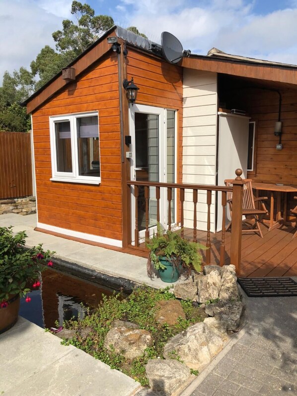 Exterior - Astoria (Broadstairs)