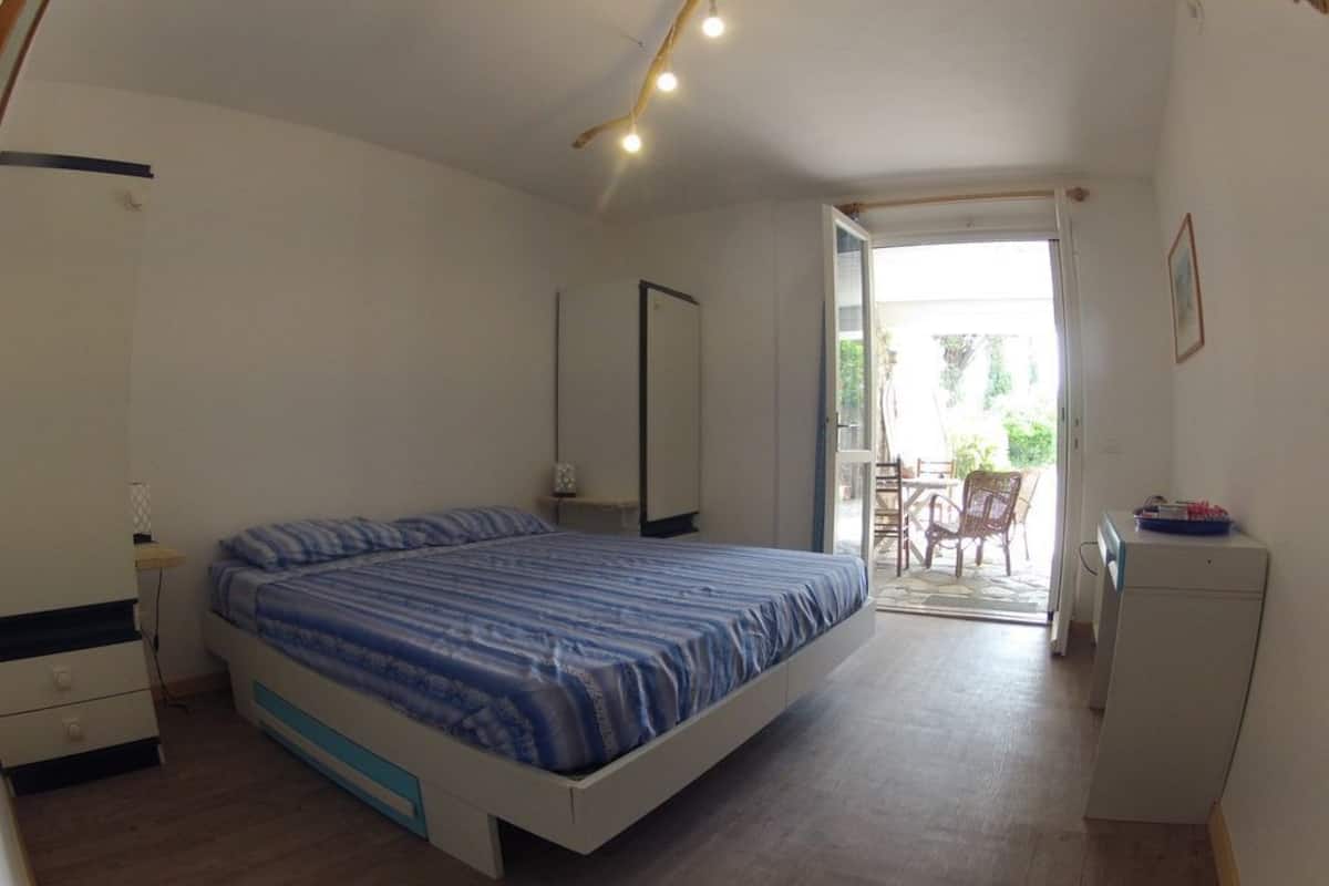 Habitación doble | Escritorio, cunas (de pago), camas supletorias y wifi gratis