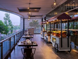 Local and international cuisine