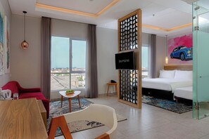 Family Room (freshroom) | 1 bilik tidur, peti besi dalam bilik, meja, kalis bunyi 