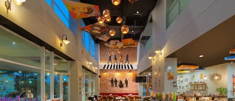 Local and international cuisine