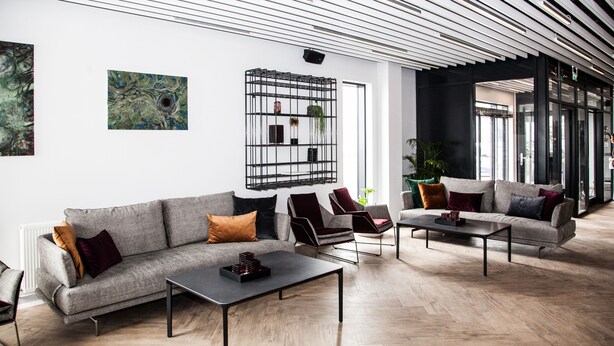 Sala de estar en el lobby