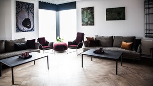 Sala de estar en el lobby