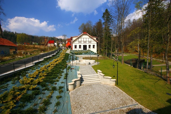 Unclassified image, 1 of 54, button - Hotel Charlotta (Jedlina-Zdrój)