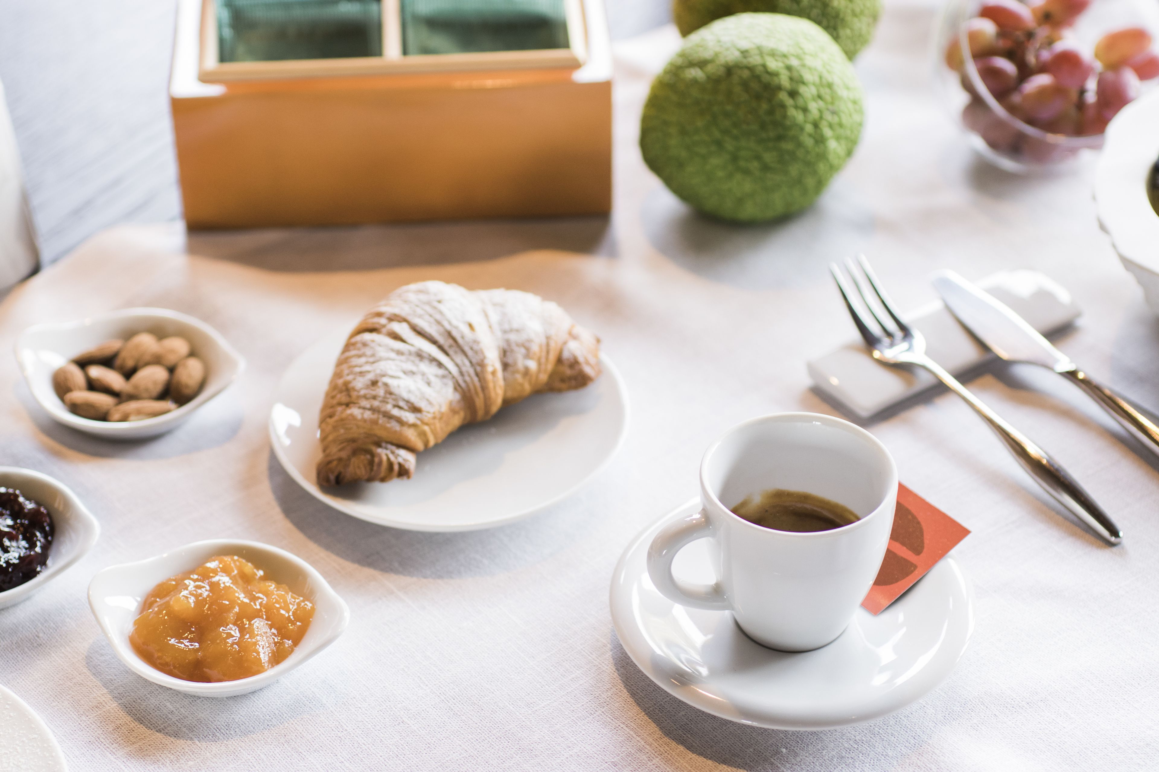 Tägliches einheimisches Frühstück gegen Gebühr