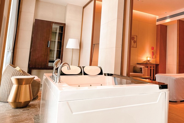 Bain à remous intérieur