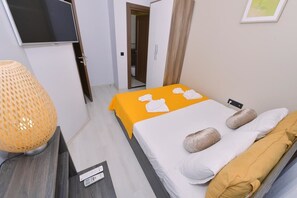 Standard Double Room | Soundproofing, free WiFi, bed sheets - Oliva Hotel (Istanbul)