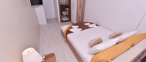 Standaard tweepersoonskamer | Geluiddichte muren, gratis wifi, beddengoed