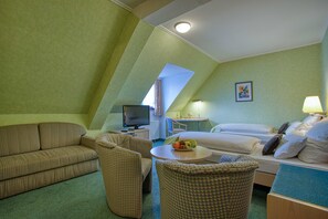 Double or Twin Room, Garden View | View from room - Hotel Kischers Landhaus (Hannover)