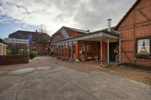 Property entrance - Hotel Kischers Landhaus (Hannover)