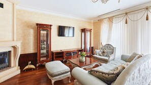 Royal Suite