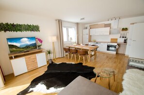 Huoneisto (Golf Suites TOP 1) | Olohuone | Taulutelevisio