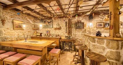 House Maria