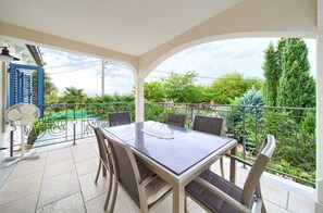 House, 4 Bedrooms | Terrace/patio - House Maria (Krk)