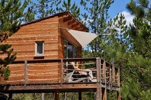 Huisje (Cassiopée) | Individueel gedecoreerd, individueel gemeubileerd