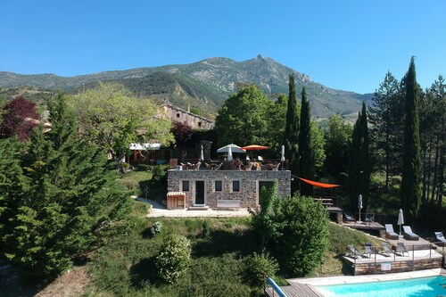 Terre des Baronnies. Cabanes