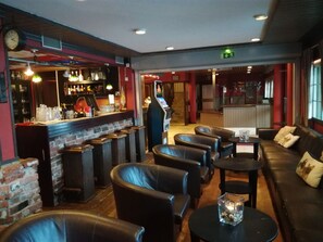 Pub - Hotel Kievari Ylitornio (Ylitornio)