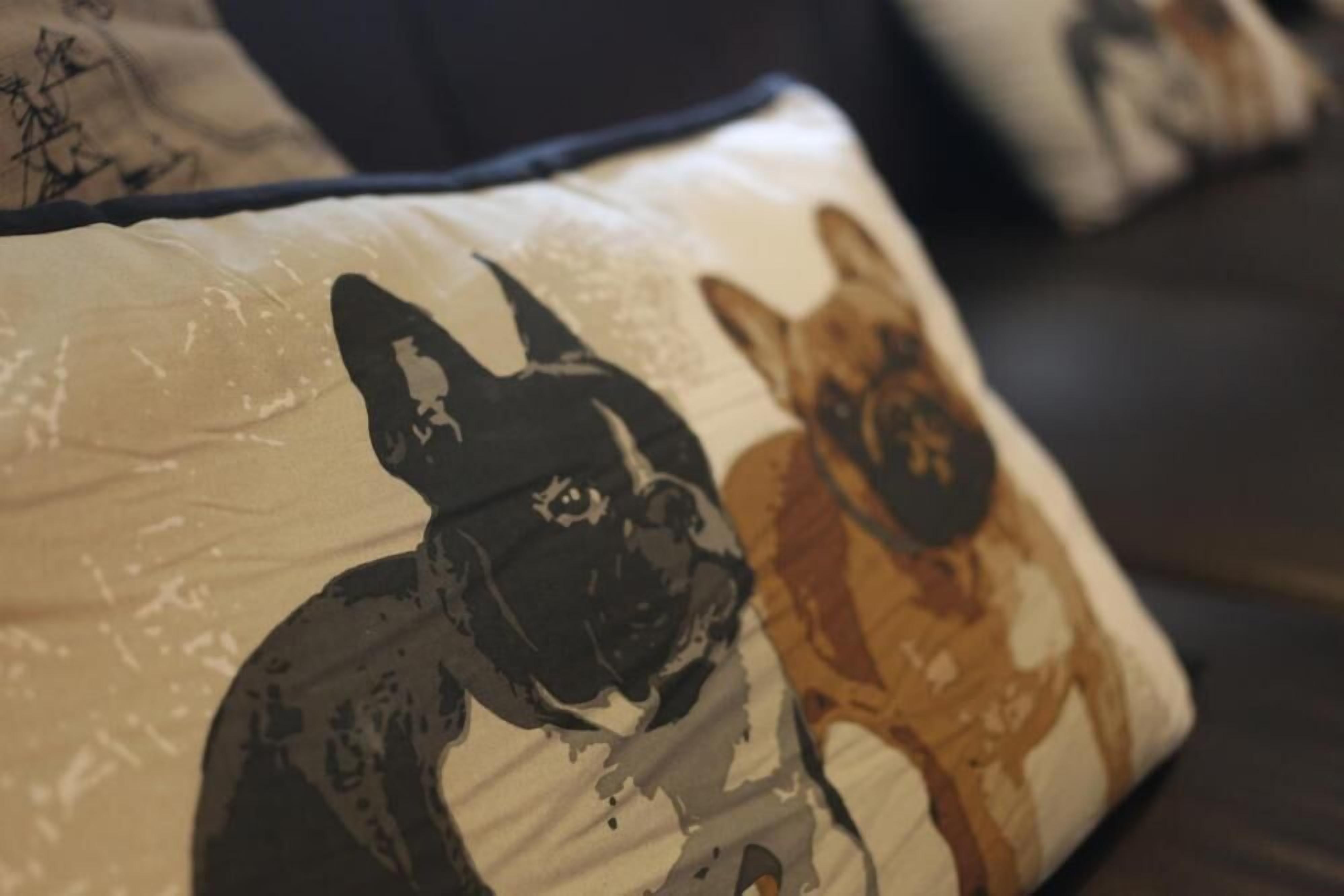 1 bedroom, desk, soundproofing, iron/ironing board