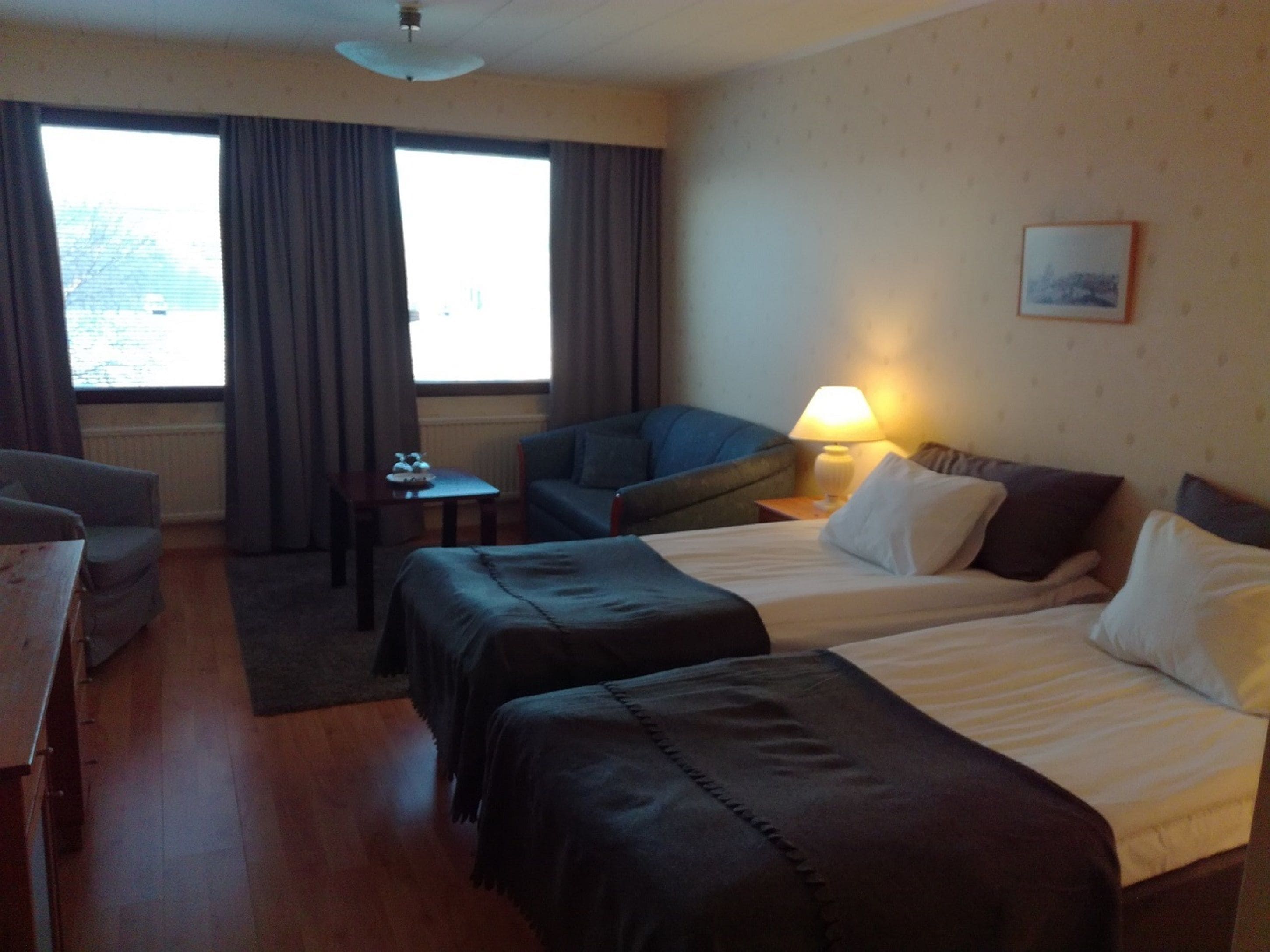 1 bedroom, desk, soundproofing, iron/ironing board