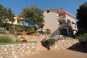 Exterior - Apartment Milena J (Malinska-Dubasnica)