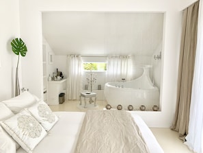 In-room safe, blackout curtains, soundproofing, free WiFi