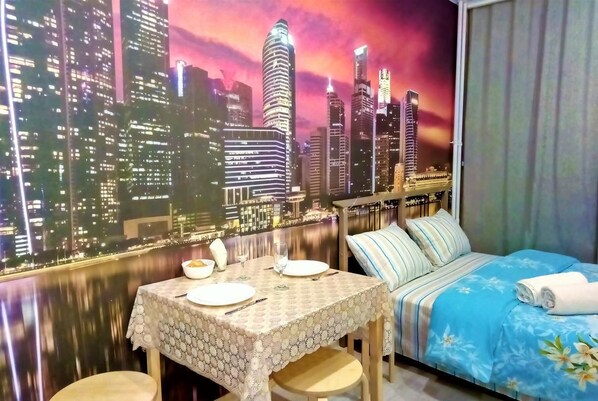 Studio Comfort | Mörkläggningsgardiner, strykjärn/strykbräda och extrasängar