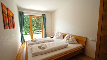 Departamento, 2 habitaciones (Schmitten Finest Apartments - SKYBLUE) | Tabla de planchar con plancha, cunas y wifi gratis