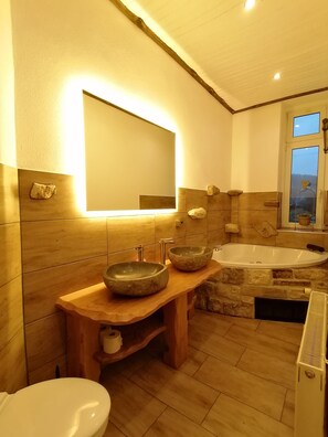 Bathroom - Pension Bomätscher (Koenigstein)