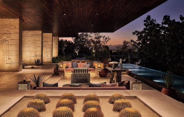 4 baaria, 2 allasbaaria