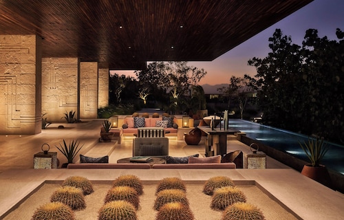 Four Seasons Resort Los Cabos at Costa Palmas