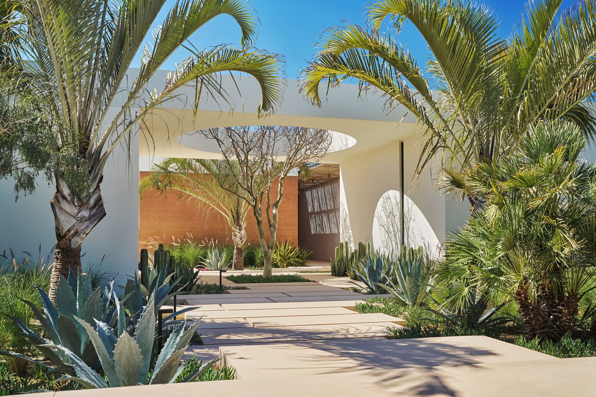 villa, 5 bedrooms (sunset) | exterior detail