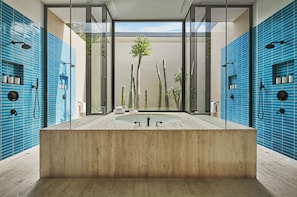 Villa, 5 Bedrooms (Oasis) | Bathroom | Separate tub and shower, deep soaking tub, rainfall showerhead - Four Seasons Resort Los Cabos at Costa Palmas (La Ribera)