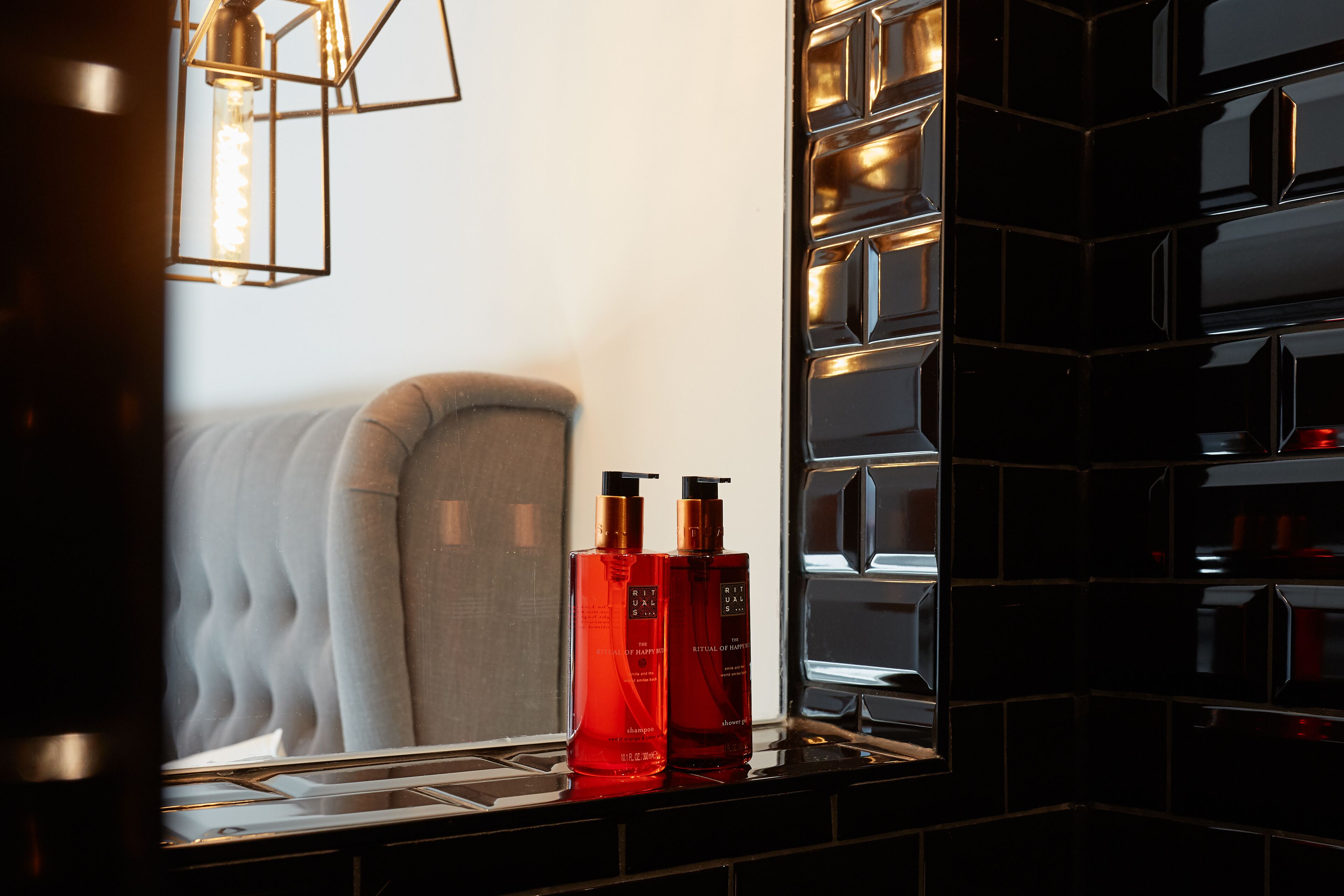 standard room | bathroom | hair dryer, towels, soap, shampoo