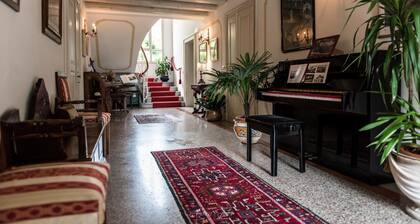 Ca' Settecento Residenza d'Epoca