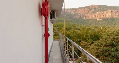 Capital O 27775 Hotel Srinivasa Residency