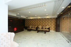 Lobby - Edition O 30064 Hotel Parktel (Ghaziabad)