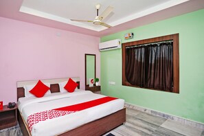 Kamar Double Standar | Seprai linen