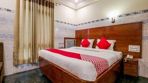Standard Room - OYO 12680 Hotel Sitara Inn (Vijayawada)
