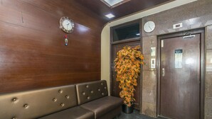Lobby - OYO 19227 Hotel Classic Comfort (Bengaluru)