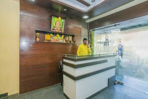 Reception - OYO 19227 Hotel Classic Comfort (Bengaluru)