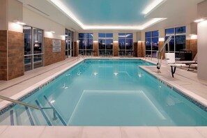 Indoor pool - Courtyard by Marriott Atlanta Vinings/Galleria (Atlanta)