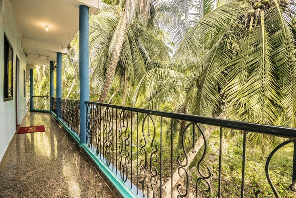 Standard Room | Balcony