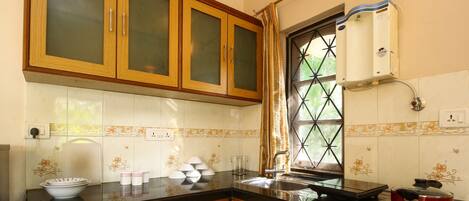 Standard Room | Private kitchenette | Fridge